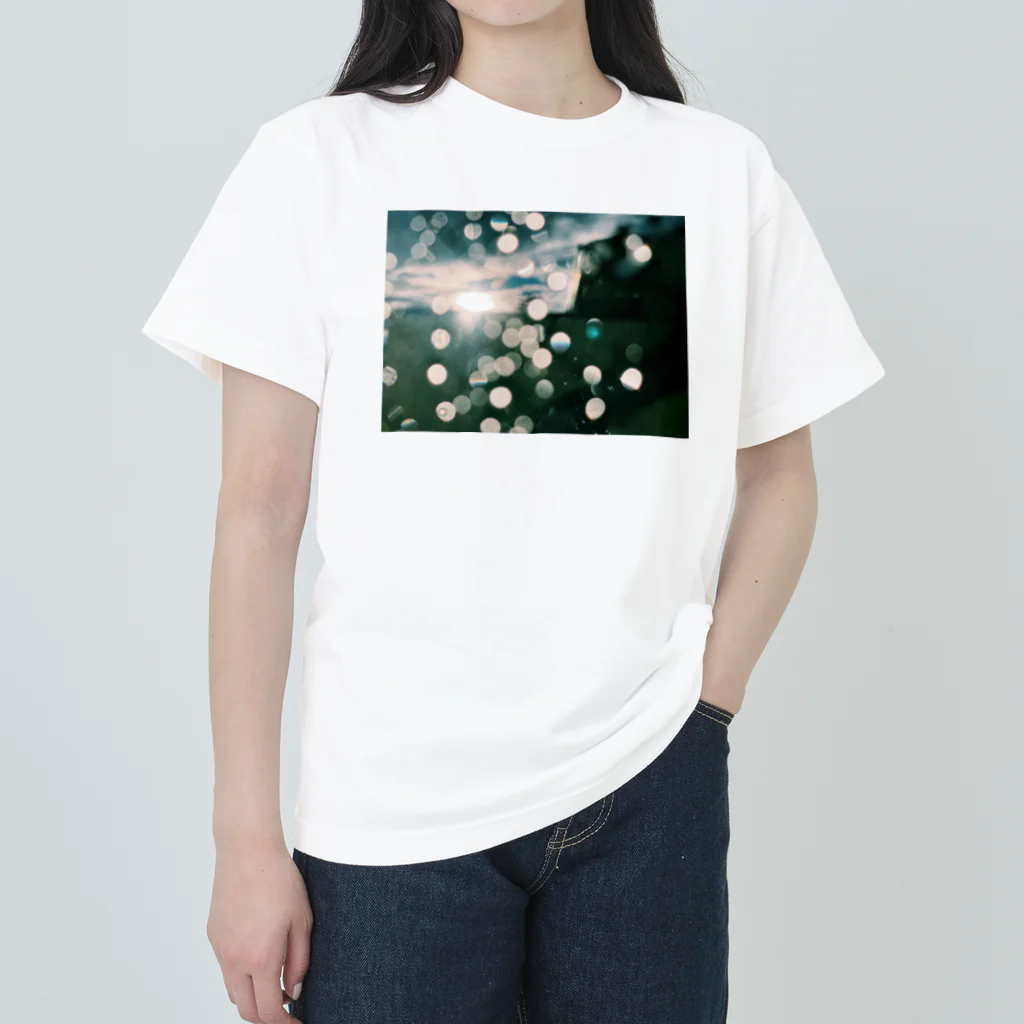 ろべの雨上がり Heavyweight T-Shirt