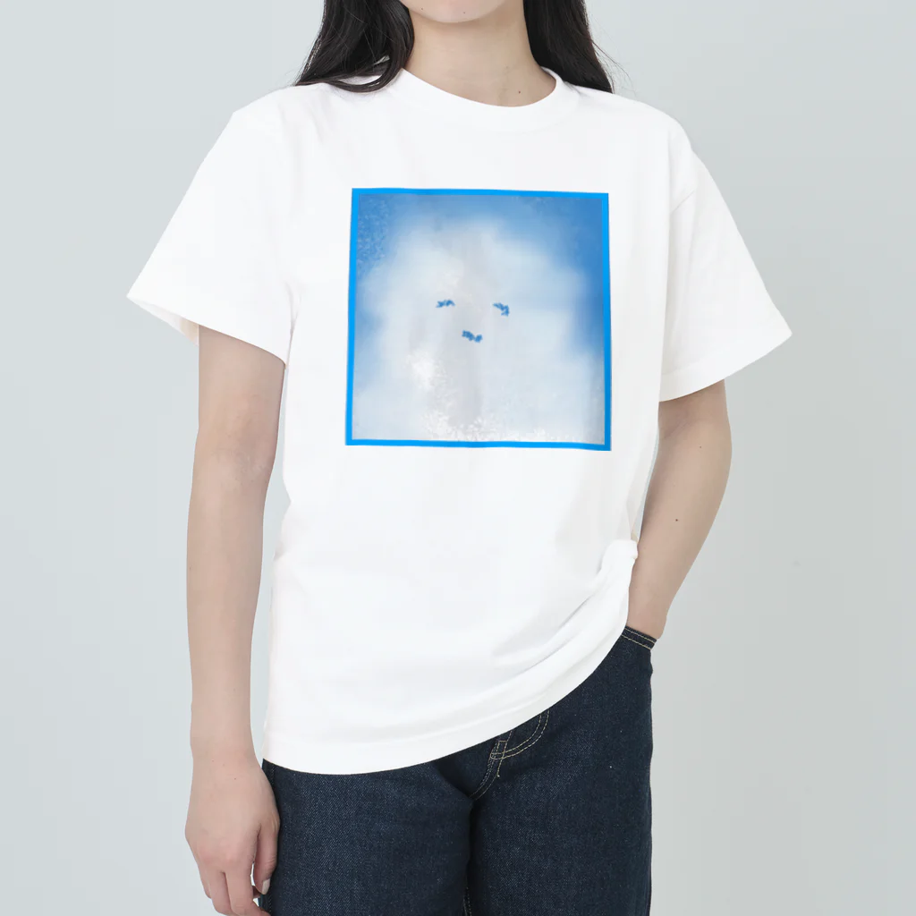 lunar eclipseのくもくも雲さん ヘビーウェイトTシャツ