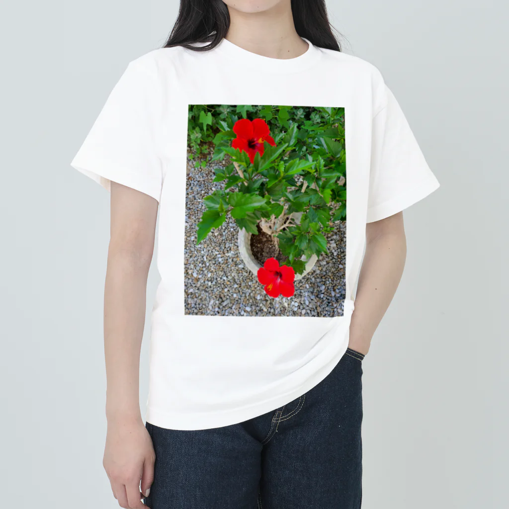 東綬のハイビスカスの花ペア ヘビーウェイトTシャツ