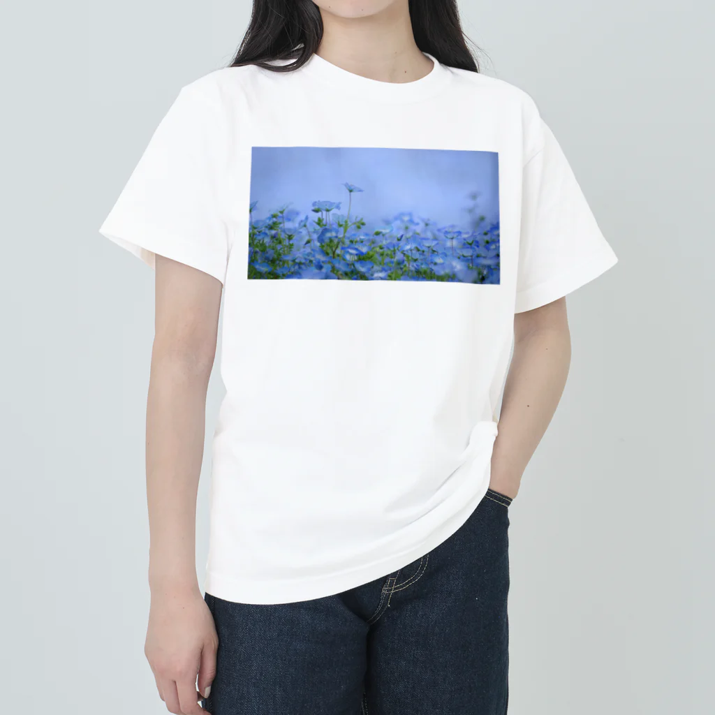 ルーツの青い花の写真 Heavyweight T-Shirt
