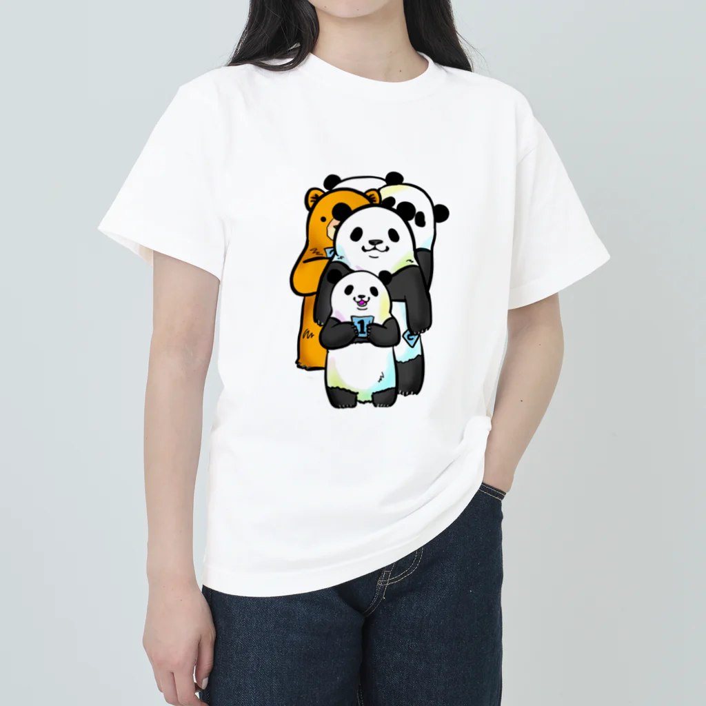 Ｗanyama Zoo〜パンダ多め〜の順番待ちのパンダたち ヘビーウェイトTシャツ