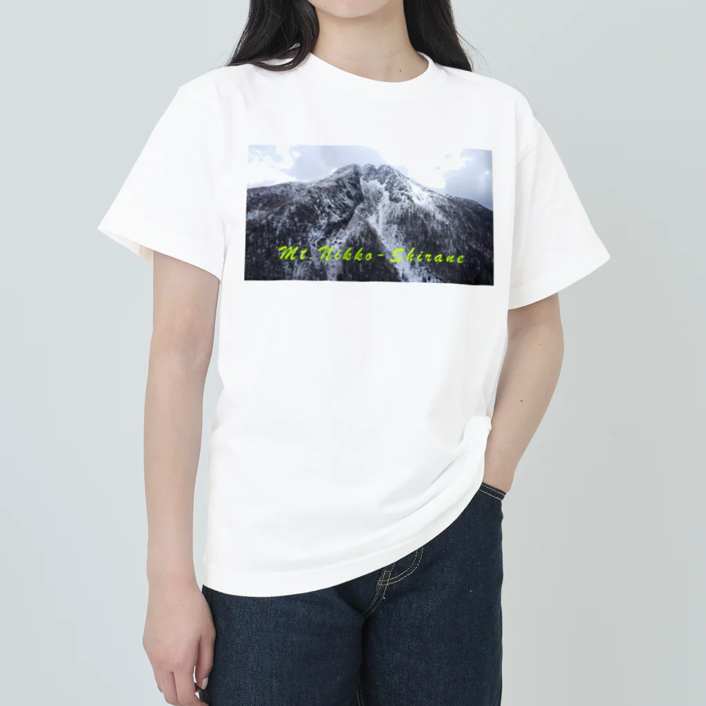 D-aerialの雪の日光白根山 ヘビーウェイトTシャツ