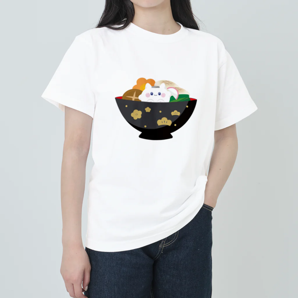 Kawaii-Japanのお雑煮の中のおにぎりさん Heavyweight T-Shirt