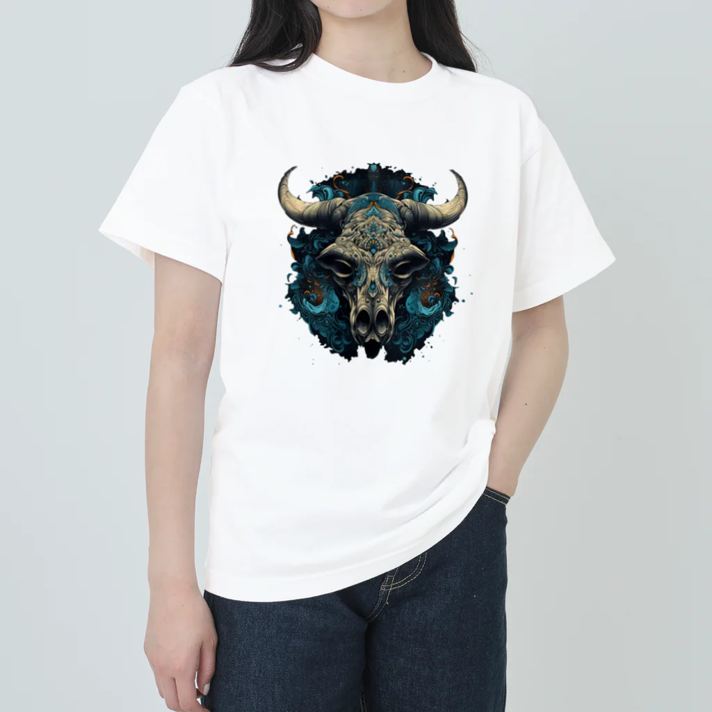 Luminorの牛頭幻想図 Heavyweight T-Shirt