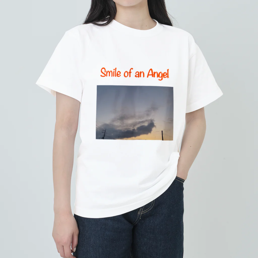 2929gawDesignShop358のSmile of an Angel ヘビーウェイトTシャツ