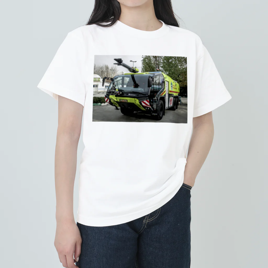 ビッグスマイルライフの黄色い消防車 Heavyweight T-Shirt