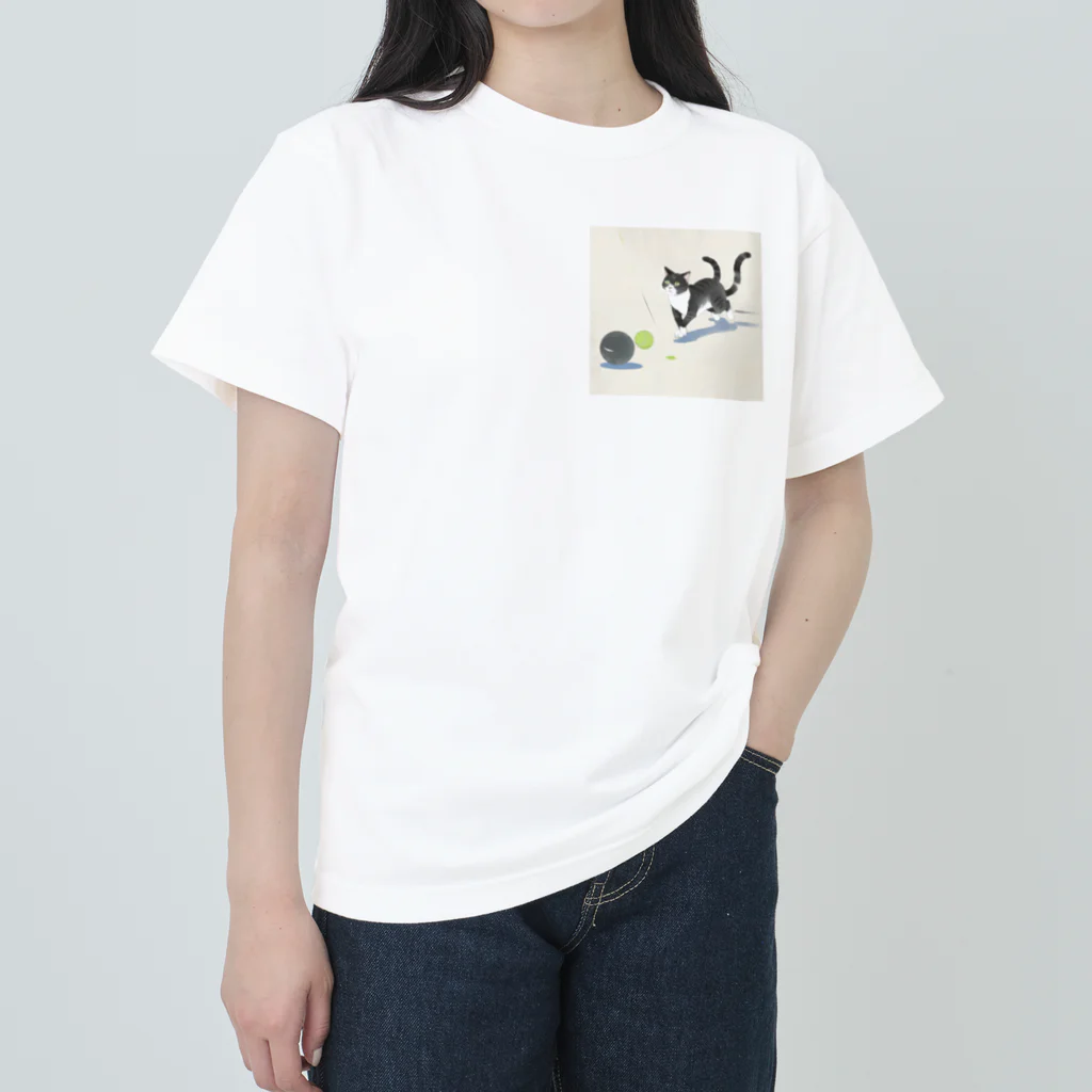 renkanのおもちゃで遊ぶかわいい猫🐈 Heavyweight T-Shirt