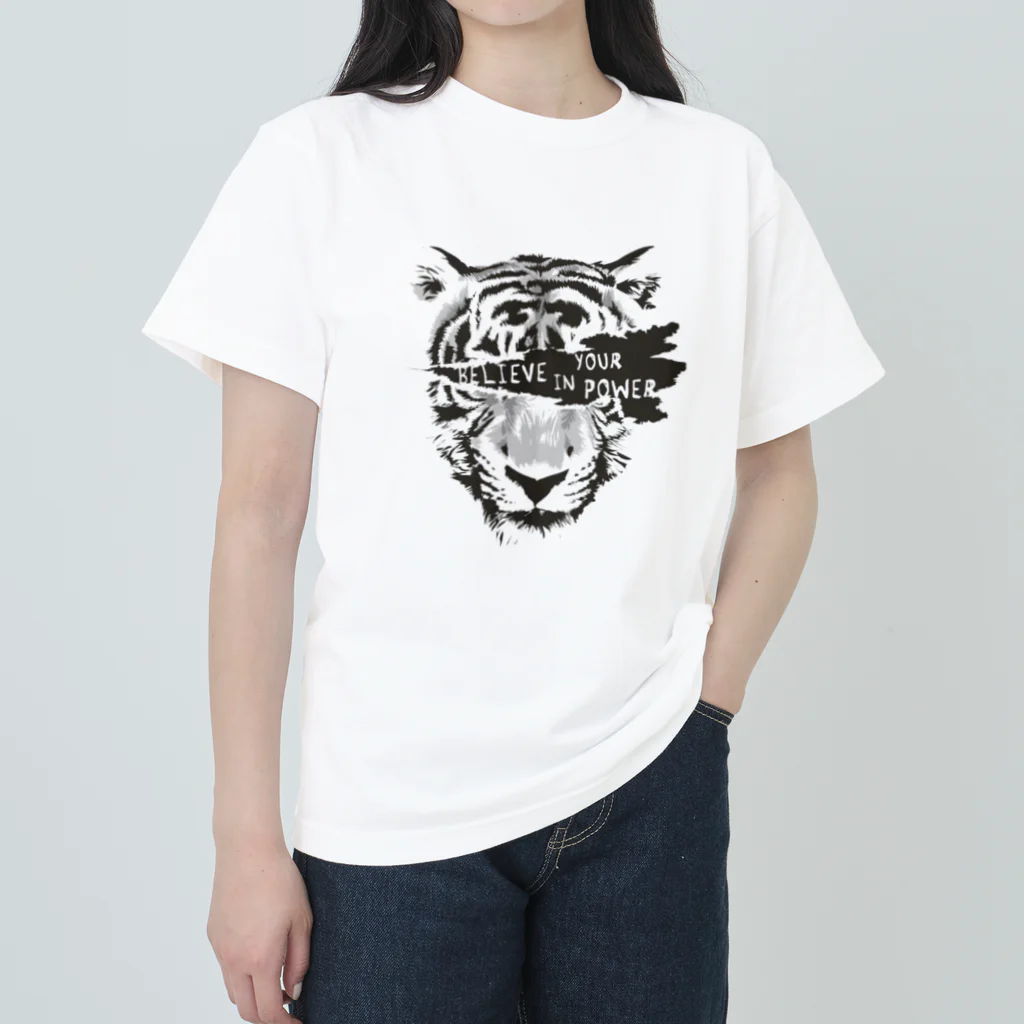 シャシャキオリジナルの脱走中の虎さん Heavyweight T-Shirt