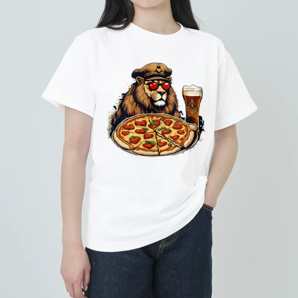 gorillArtの軍曹ライオンが愛するビールとピザ ヘビーウェイトTシャツ