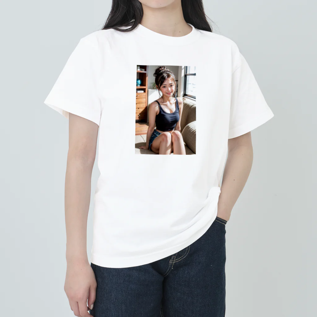 AI図書館のショートデニム姿が可愛い過ぎる美女 ヘビーウェイトTシャツ