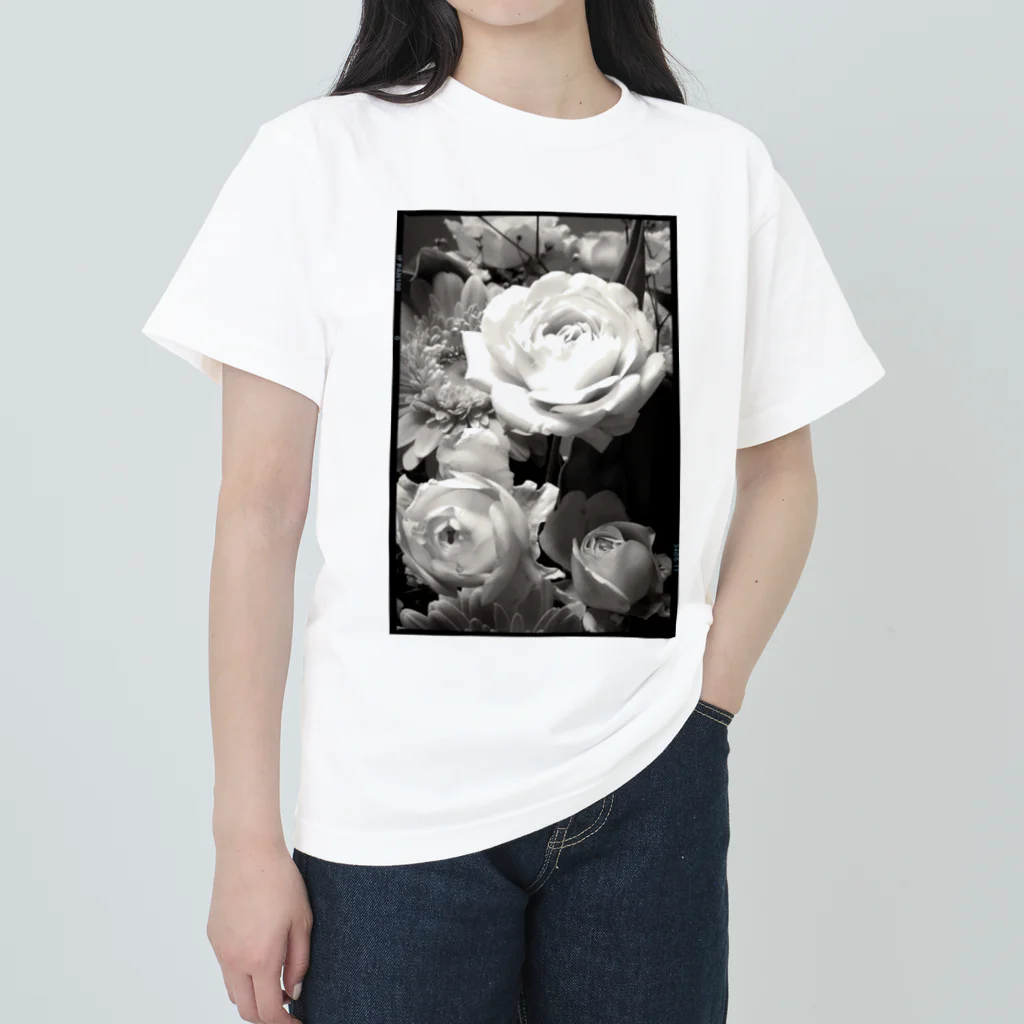 Miyayan☆　癒やし絵カフェの薔薇静香 ヘビーウェイトTシャツ