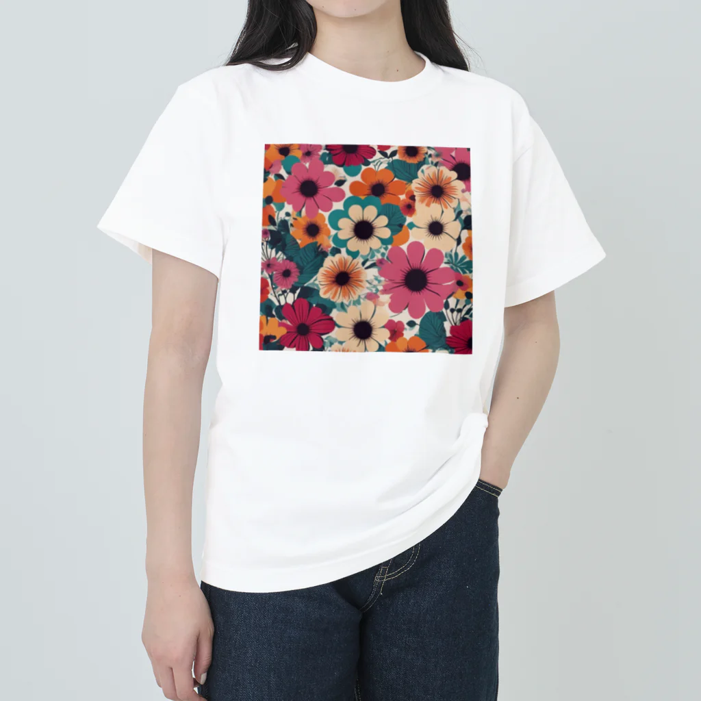 NATSUMAKITSUNEの北欧風　花柄　マリメッコ風 Heavyweight T-Shirt