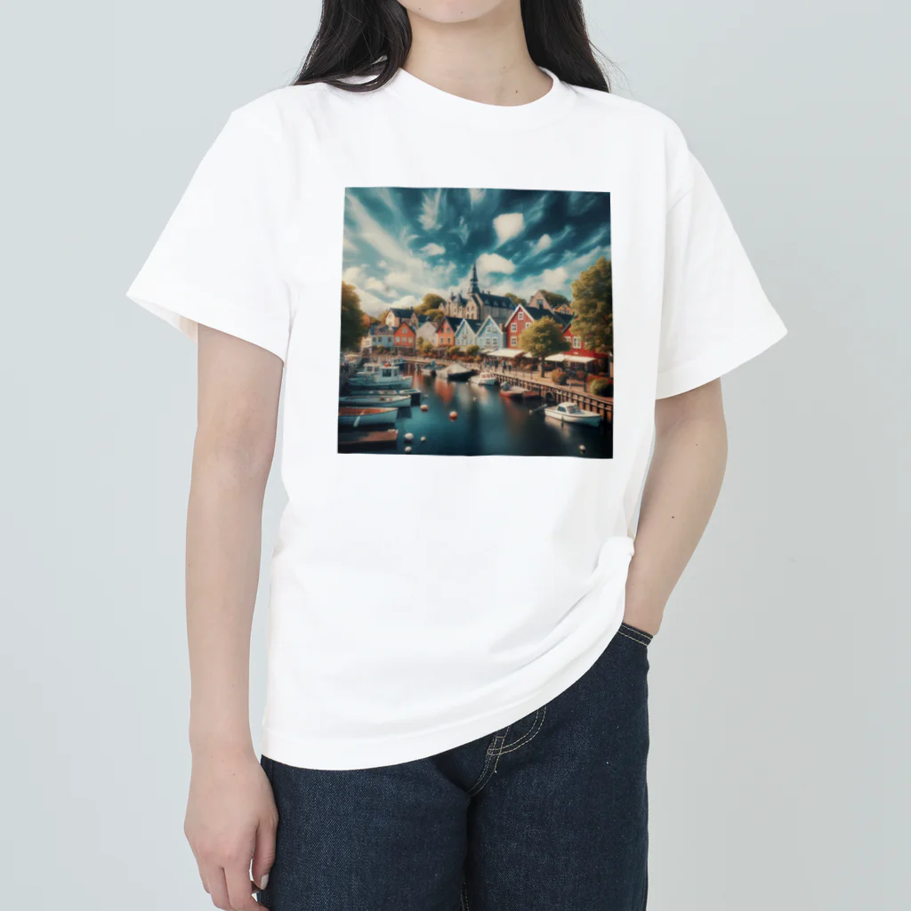 a_calming_siteの天気の良い北欧の町 ヘビーウェイトTシャツ