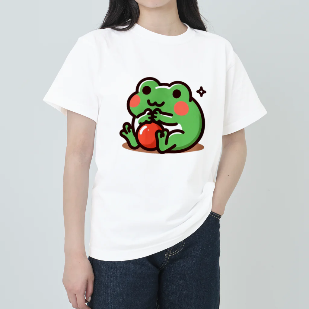 カエルグッズのりんごカエル Heavyweight T-Shirt