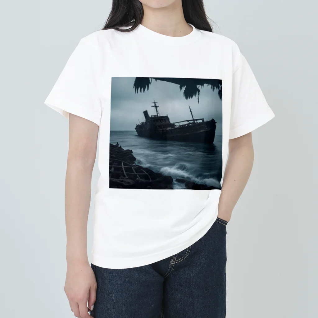 Dark Fの暗黒の海に浮かぶ腐敗した船の墓場 ヘビーウェイトTシャツ