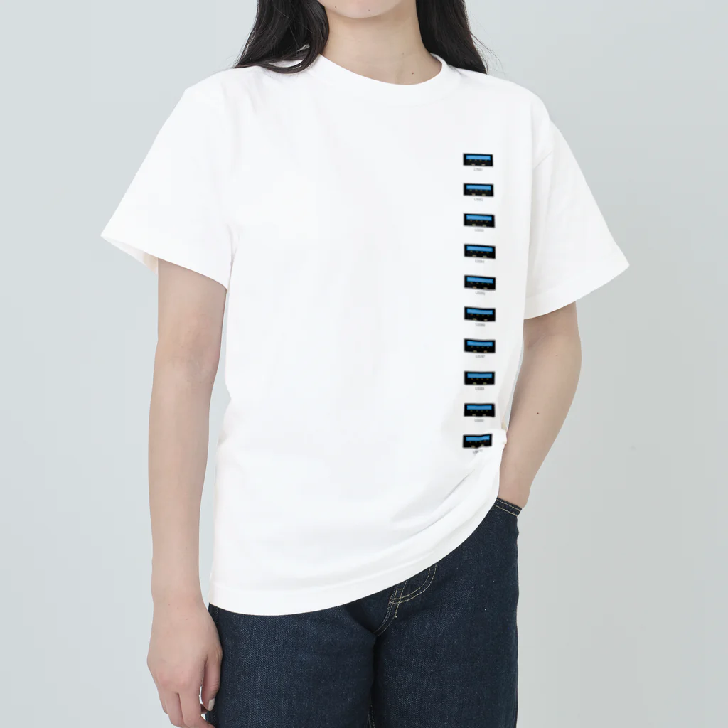 kimchinのずらりと並んだUSBポート Heavyweight T-Shirt