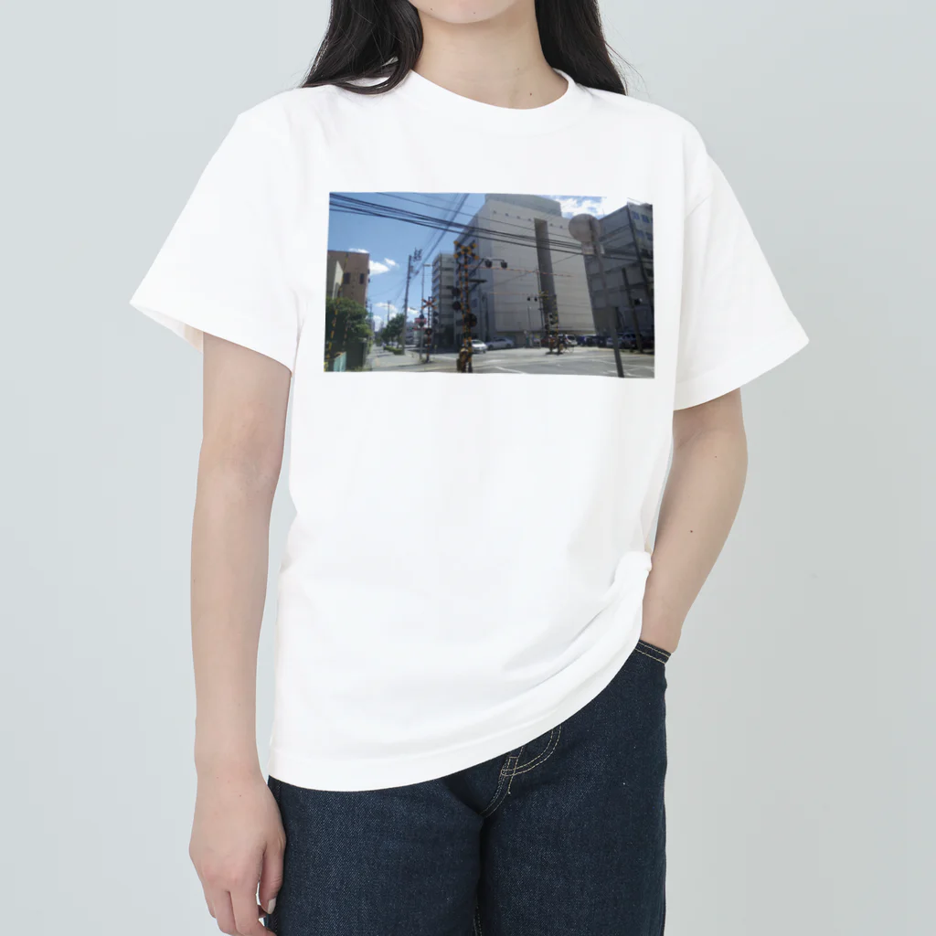 K,Iの街角のC型踏切 ヘビーウェイトTシャツ