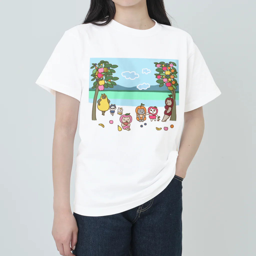 ねずみさんのブティックのフルーツの楽園 Heavyweight T-Shirt