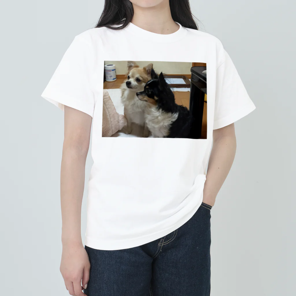 Yukaの絵と実家の犬🐕のチワワの小夏とイヴ ヘビーウェイトTシャツ