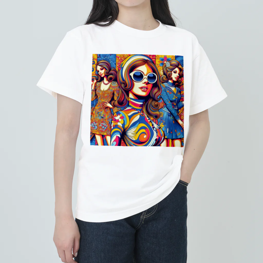 ちゃんろんの3人の美女 Heavyweight T-Shirt