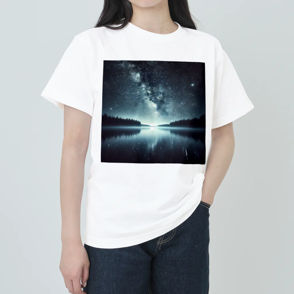 DQ9 TENSIの静かな湖に輝く星々が織りなす幻想的な光景 Heavyweight T-Shirt