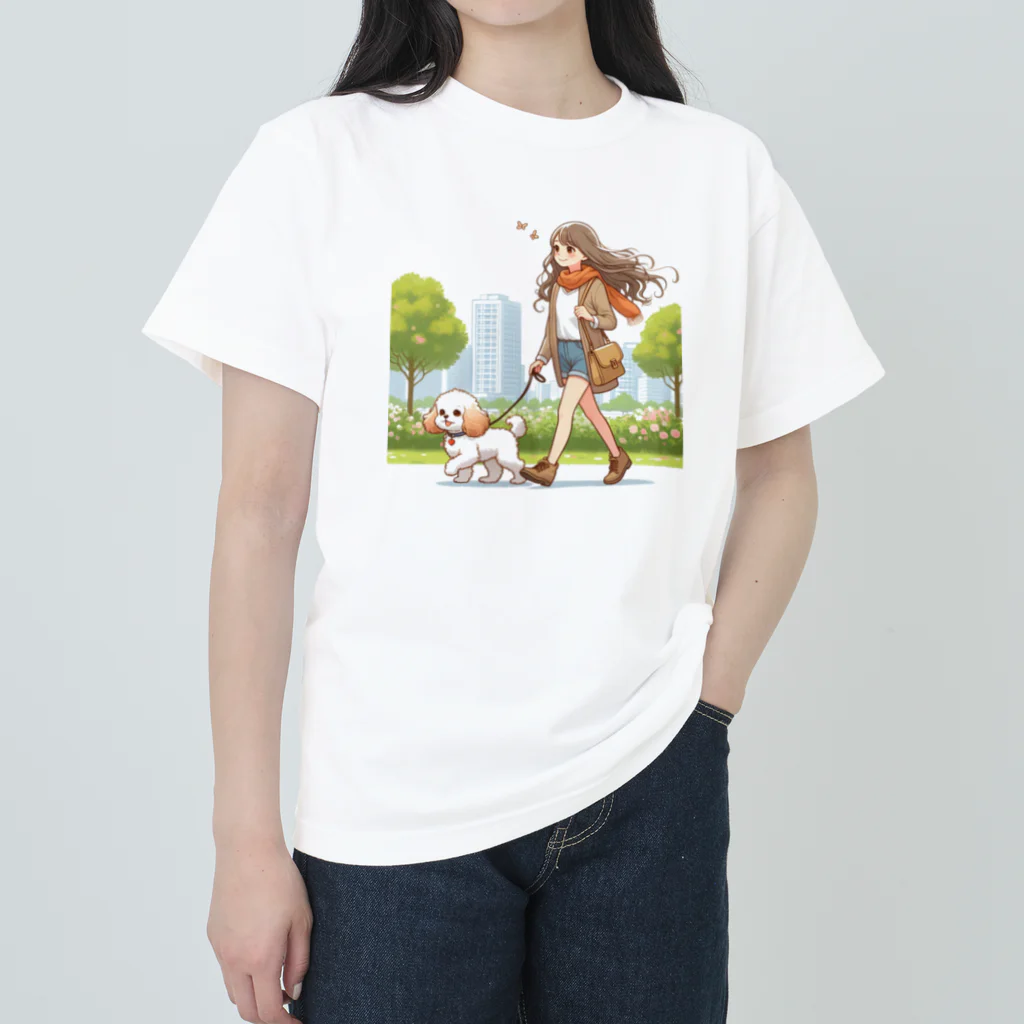 南国のかわいい犬と散歩をする女性 Heavyweight T-Shirt