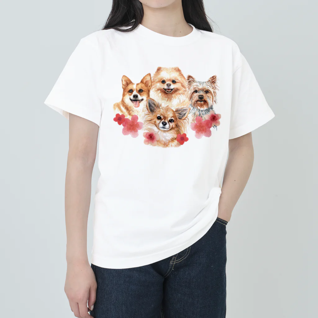 SANKAKU DESIGN STOREのお花の似合う小さい犬たち。 ヘビーウェイトTシャツ