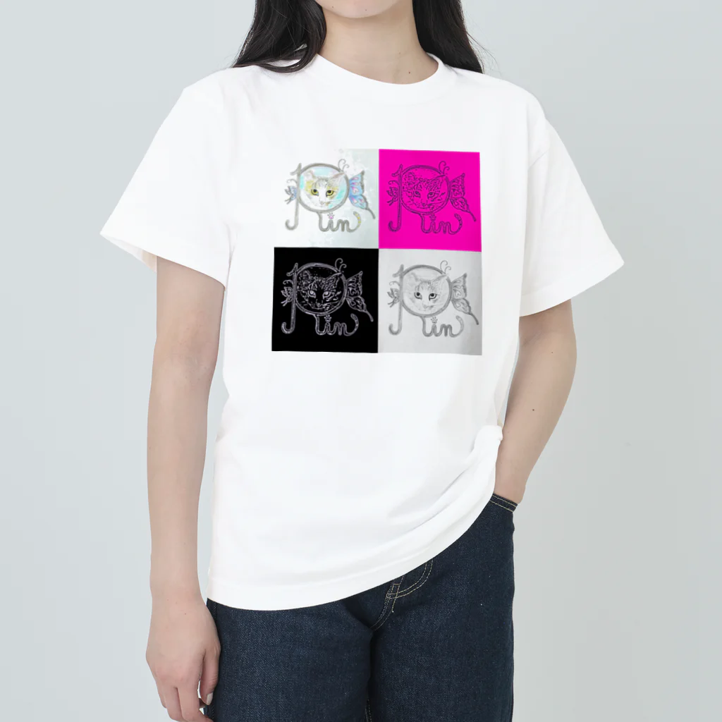 ホワイトチョコの目ヂカラりんちゃん4 Heavyweight T-Shirt