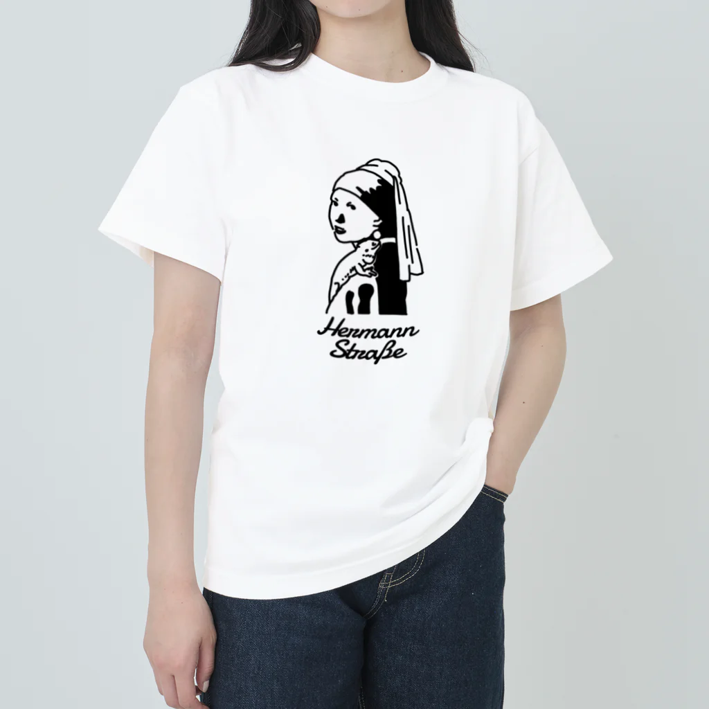 HermannStrasseのイラスト絵画：フェルメールとフトアゴヒゲトカゲ ヘビーウェイトTシャツ