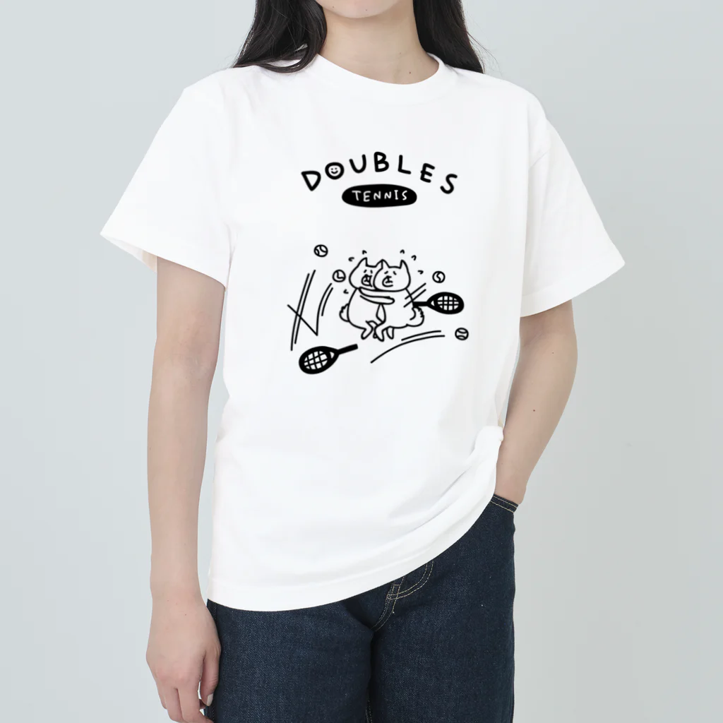 PokuStarのテニス　ダブルスに挑むイヌ ヘビーウェイトTシャツ