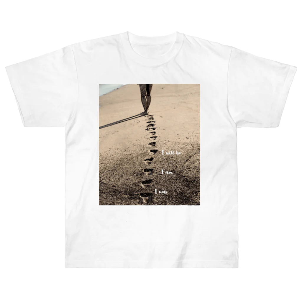 aoi.aoの砂浜の上の足跡 - I was, I am, I will be Heavyweight T-Shirt