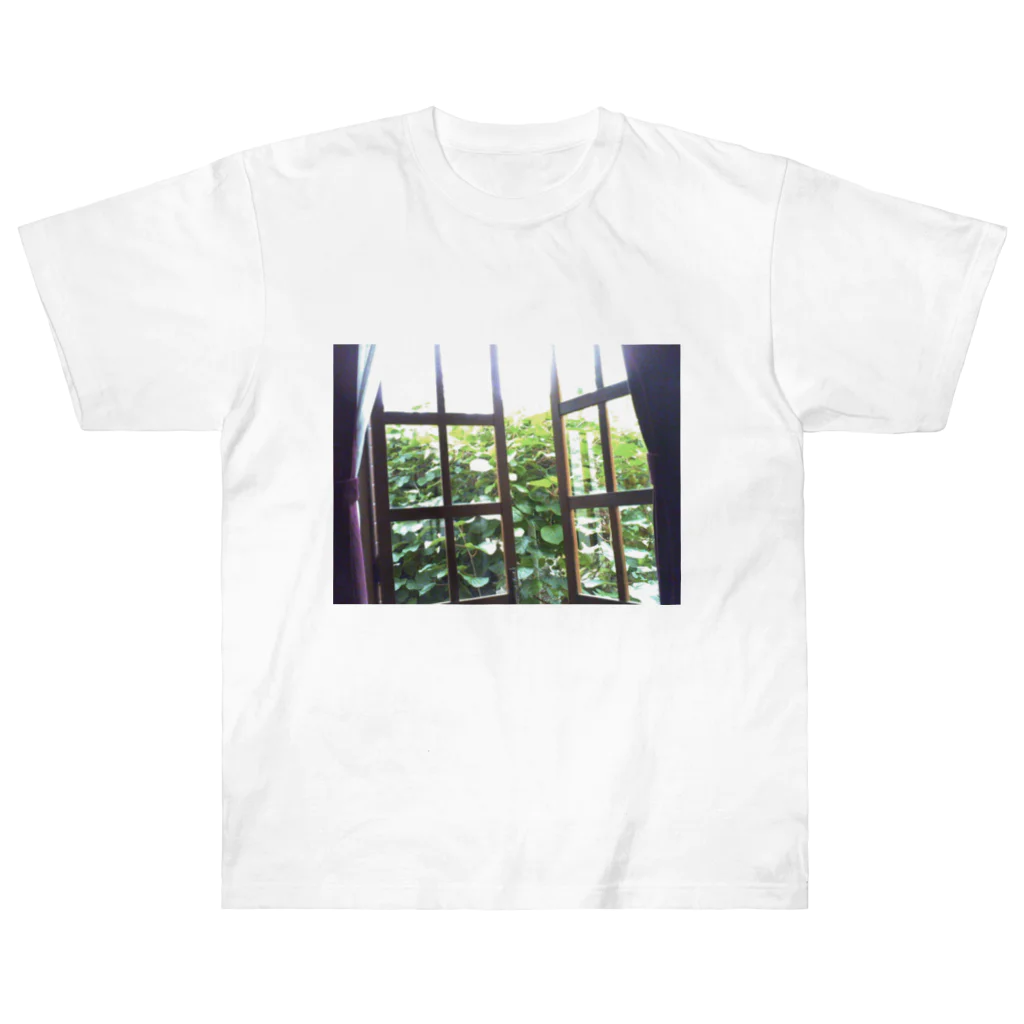 nostalgia のThe other side of the window Heavyweight T-Shirt