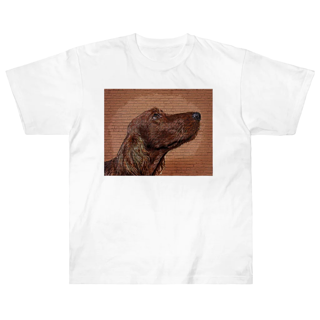 【CPPAS】Custom Pet Portrait Art Studioのアイリッシュセッタードッグ - レンガブロック背景 ヘビーウェイトTシャツ