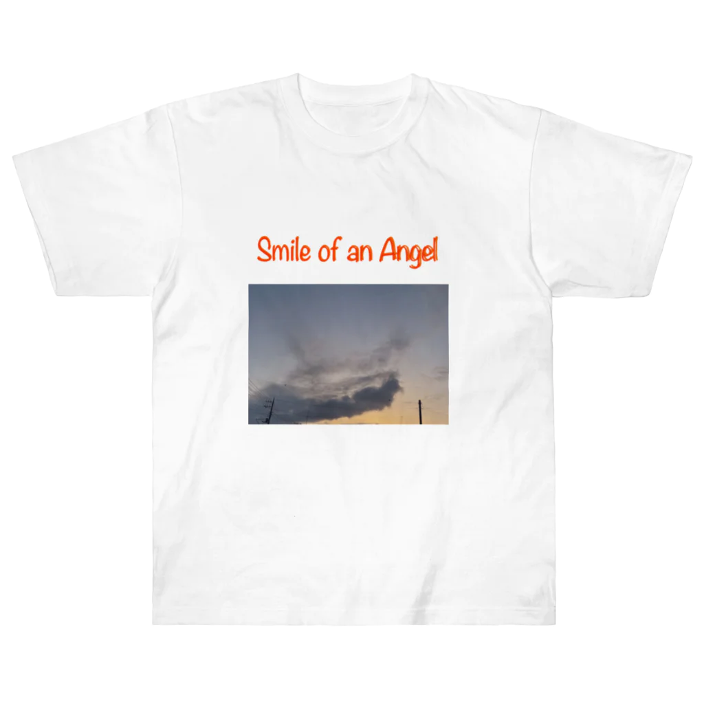 2929gawDesignShop358のSmile of an Angel Heavyweight T-Shirt