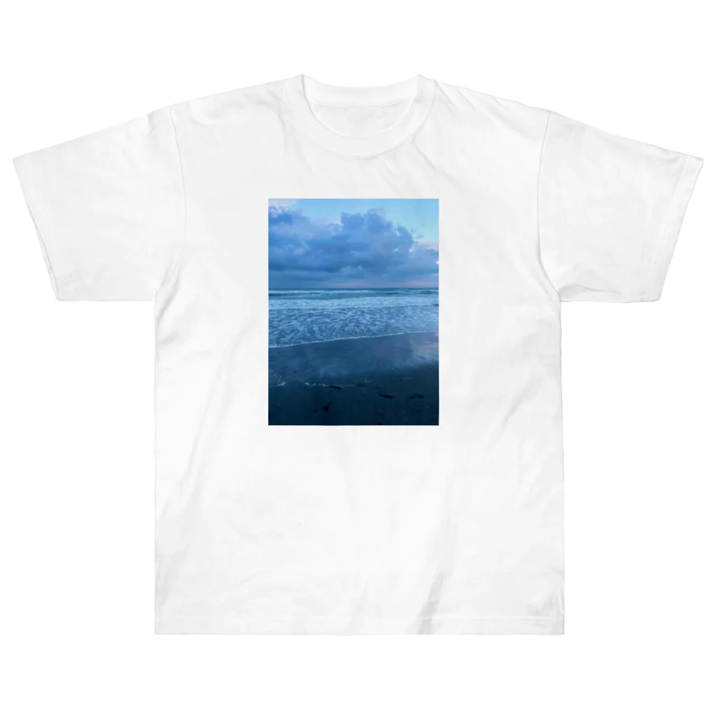 豊風本舗の夏の九十九里浜の浜辺　３ ヘビーウェイトTシャツ