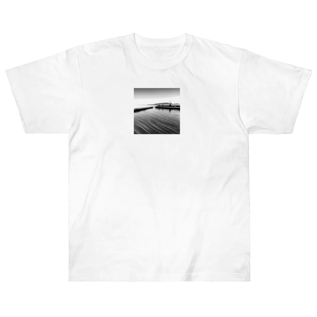 YoMiTの有名な観光スポットイメージ画像：チューリッヒ湖（スイス） Heavyweight T-Shirt