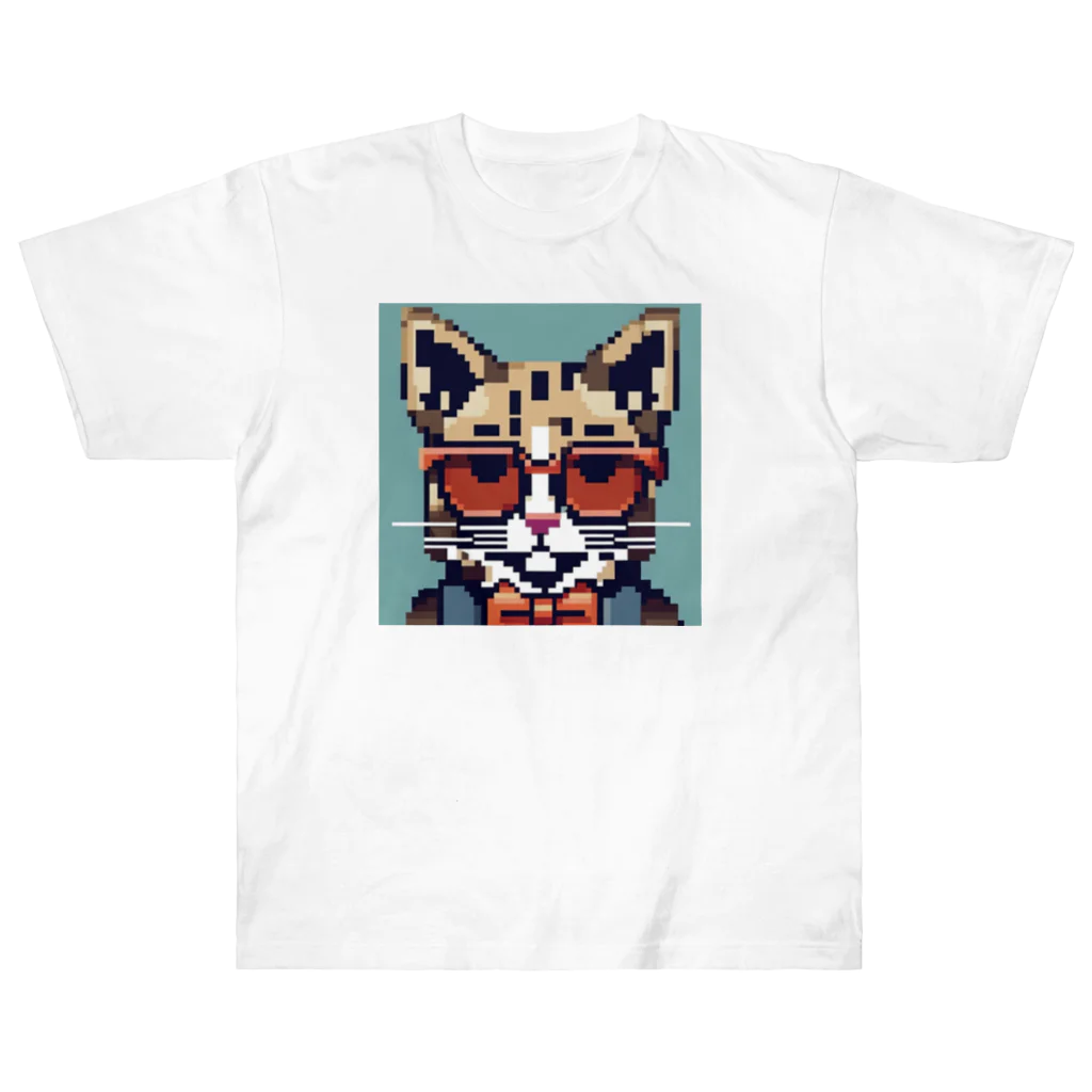 Walnut WhisperのSharp Cat ヘビーウェイトTシャツ