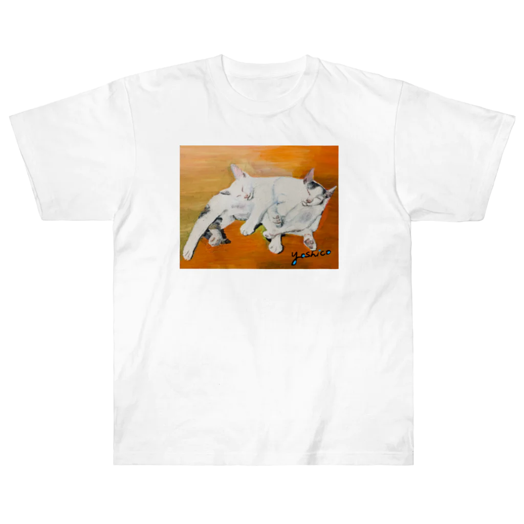 Yoshico-1655の幸せな夢をみる仔猫たち・油絵 Heavyweight T-Shirt