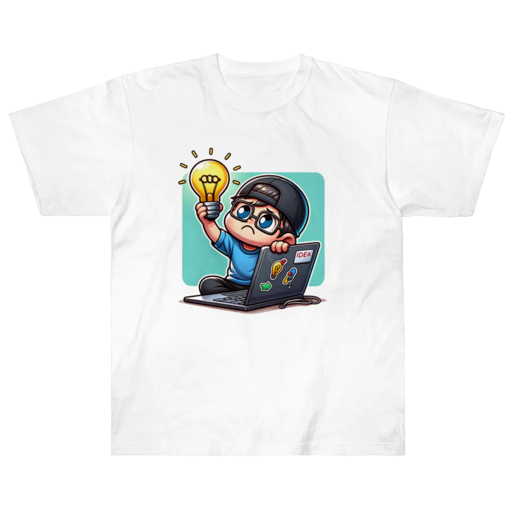 AKECのインスピレーションを求めて: アイデア電球を掲げ、空を見上げるプログラマー Heavyweight T-Shirt