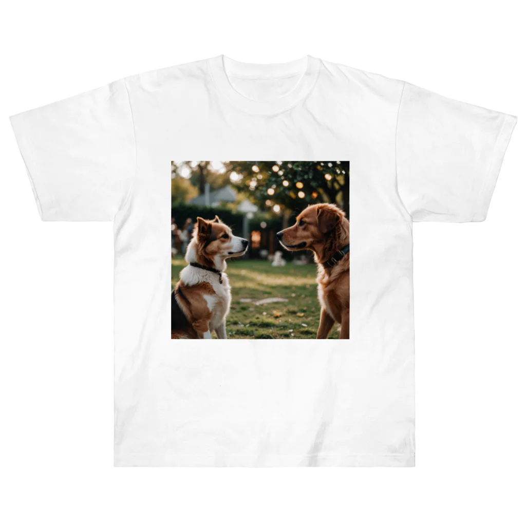 金太郎の見つめ合う犬 Heavyweight T-Shirt