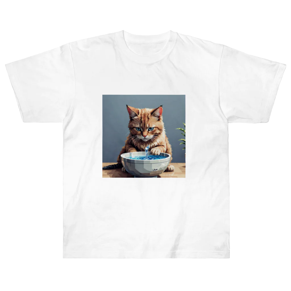 nekoと鉄の水を飲んでいる猫 Heavyweight T-Shirt