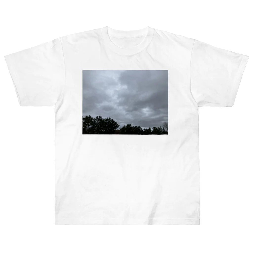 そらの4月24日　雷みたいな雲空 Heavyweight T-Shirt