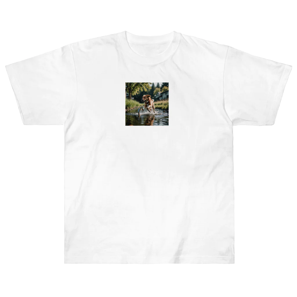 kokin0の水辺を走る犬 dog runnning on the water Heavyweight T-Shirt