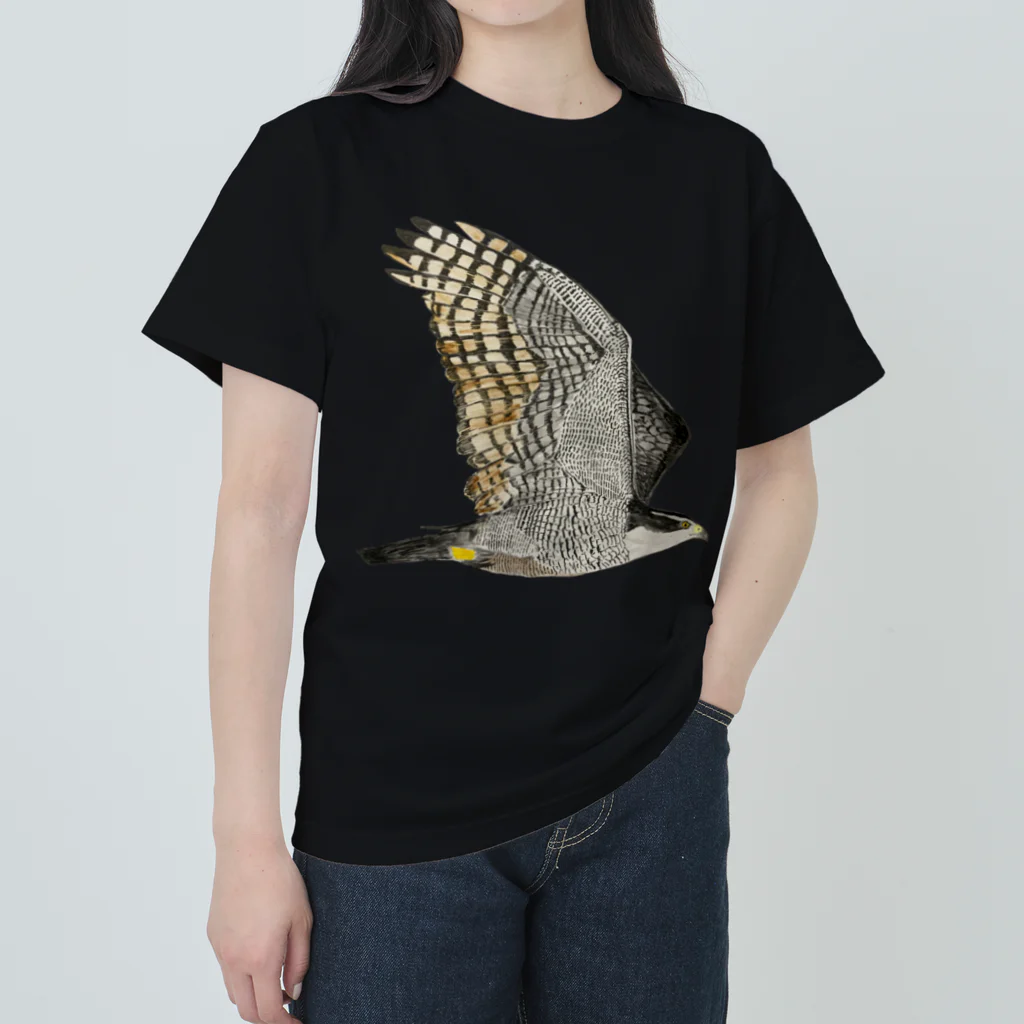 Coshi-Mild-Wildのオオタカ　飛ぶぞ🦅🪶 ヘビーウェイトTシャツ