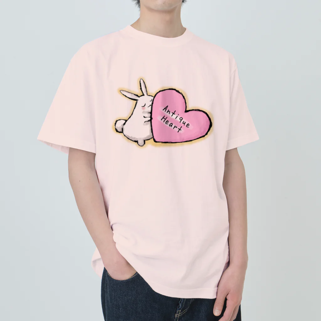 AntiqueHeartのおっきいはーとうさ Heavyweight T-Shirt