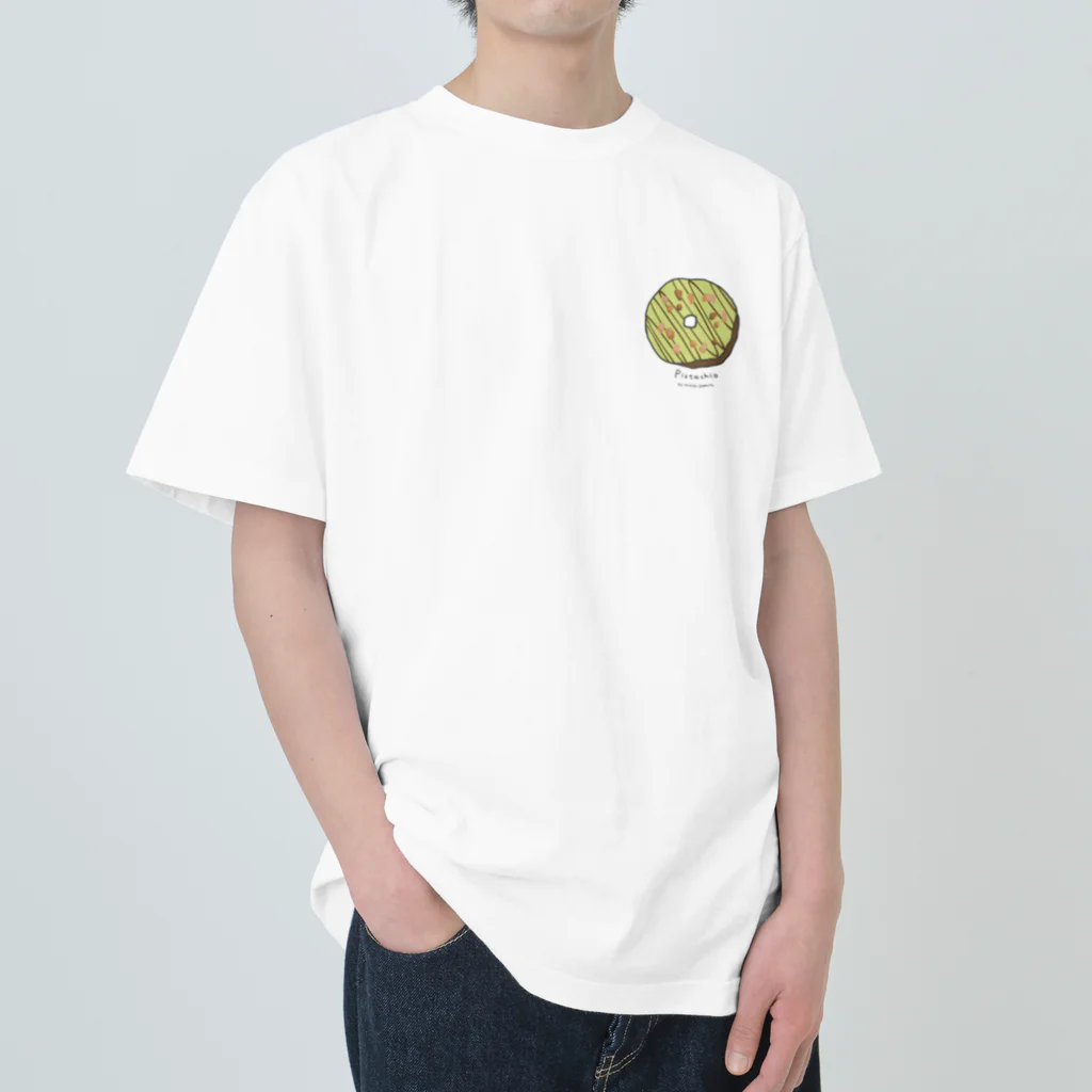 ミサキドーナツ 公式 SUZURI店のピスタチオ(黒文字) Heavyweight T-Shirt