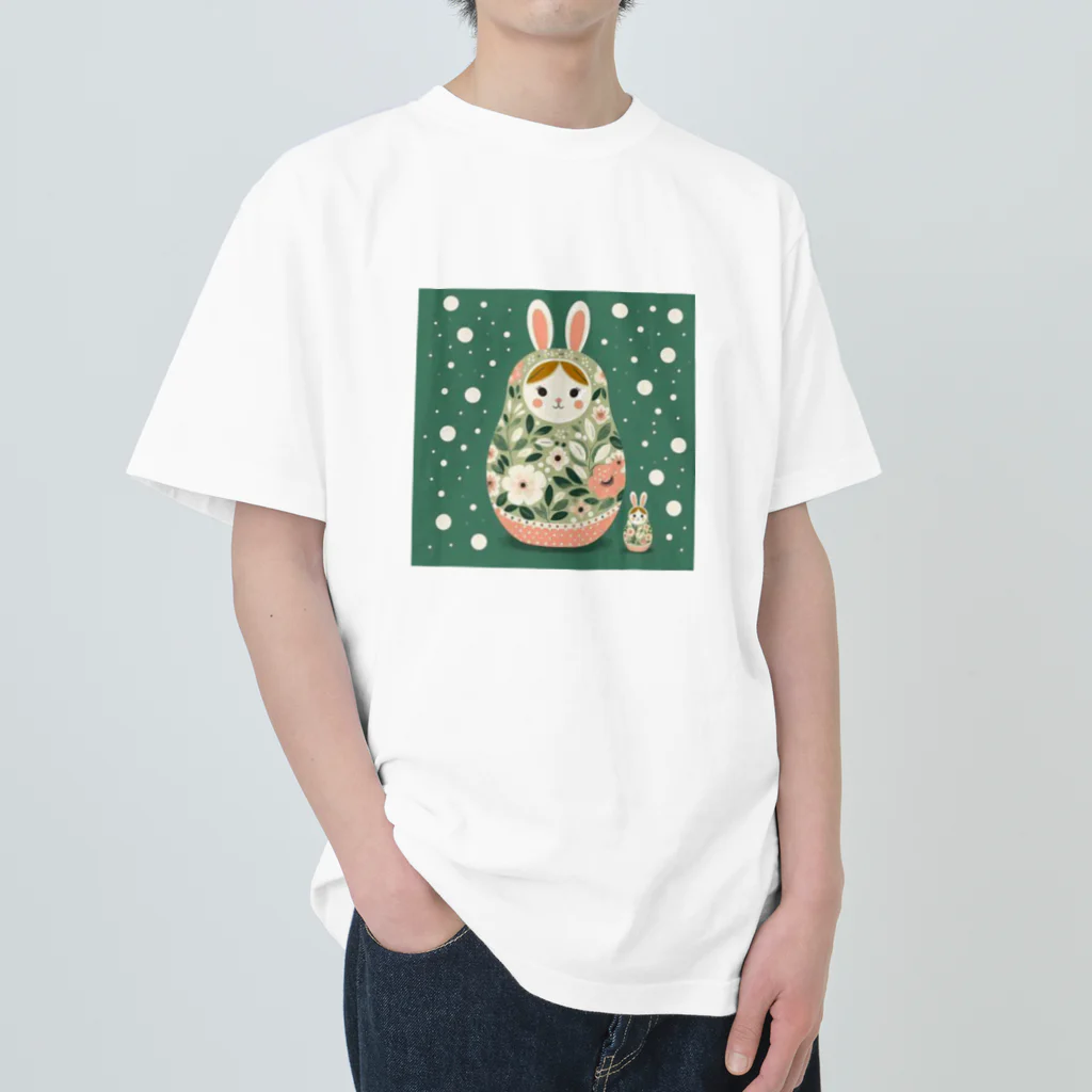 可愛い動物マトリョーシカのうさぎのマトリョーシカ（薄い深緑） ヘビーウェイトTシャツ