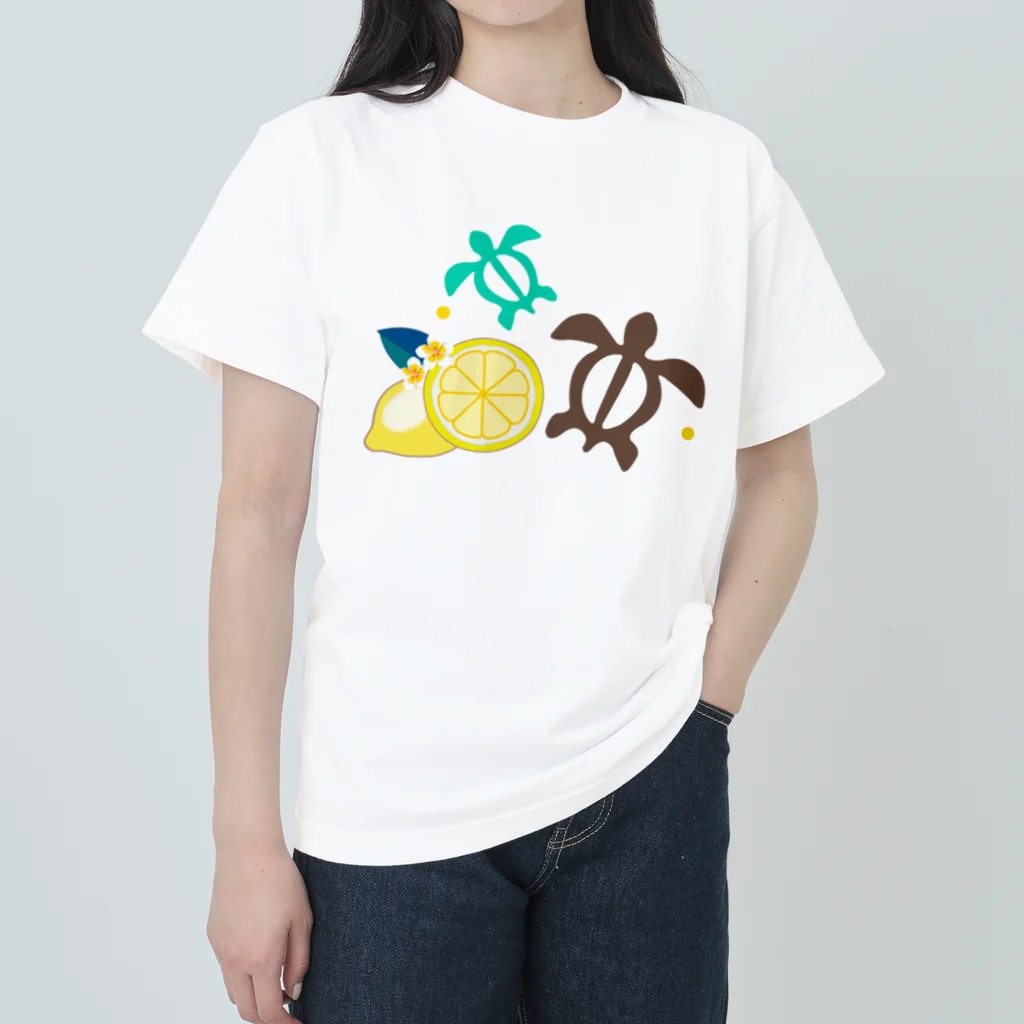 little lion house公式ショップ（大人のためのねこ）のホヌとレモンとプルメリア ヘビーウェイトTシャツ