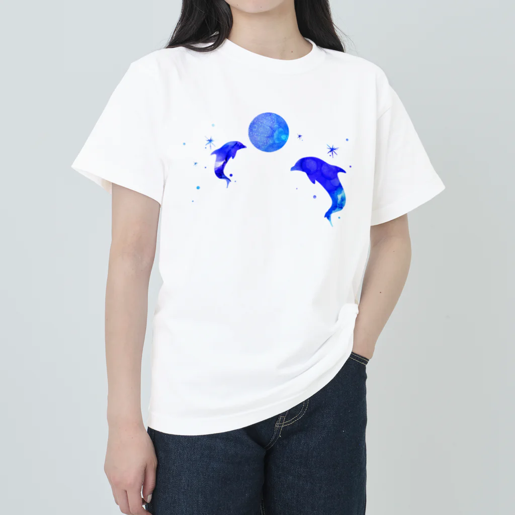 始季彩＠suzuriのお月見イルカ Heavyweight T-Shirt