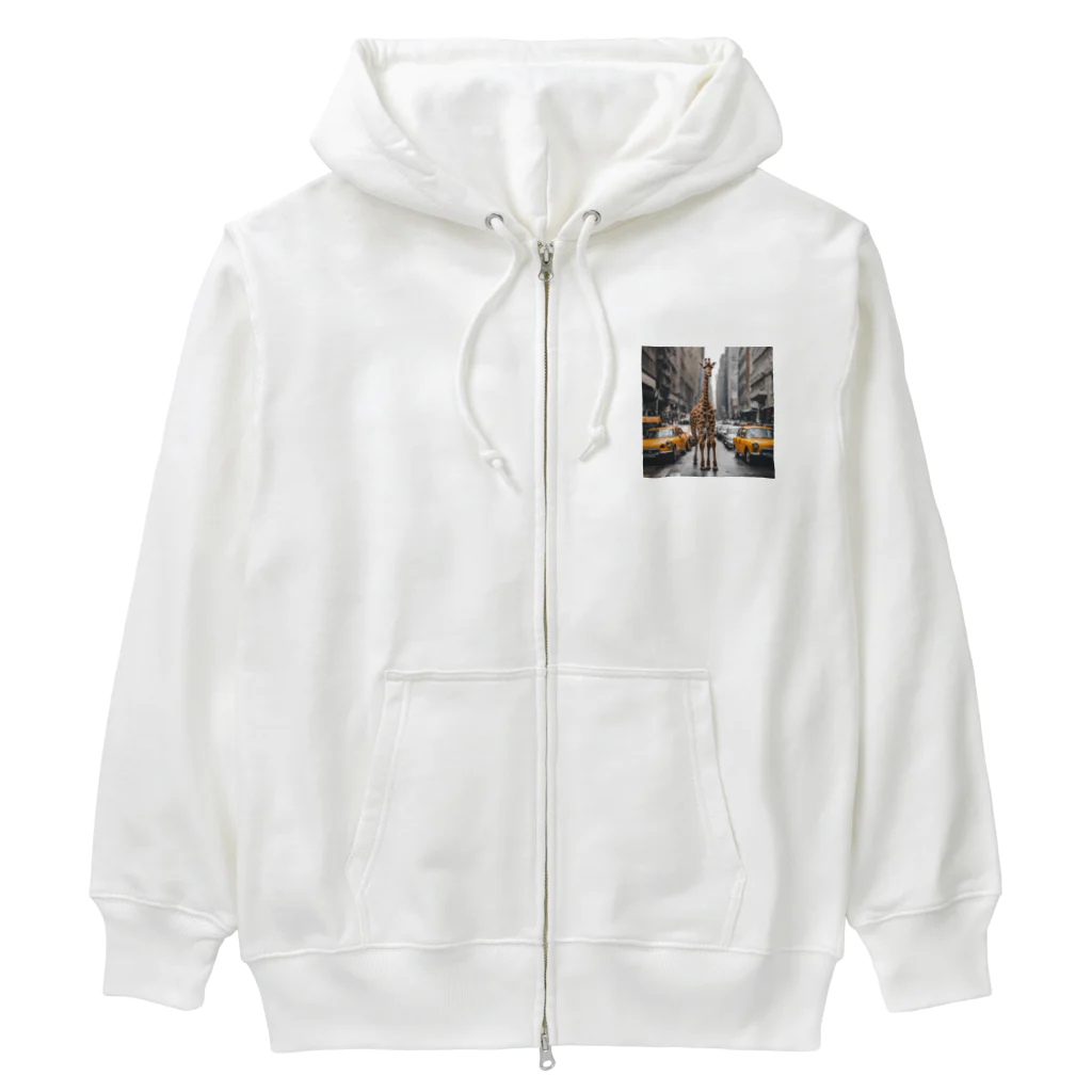 Wenbeeの車が行き交う街にたたずむキリン Heavyweight Zip Hoodie